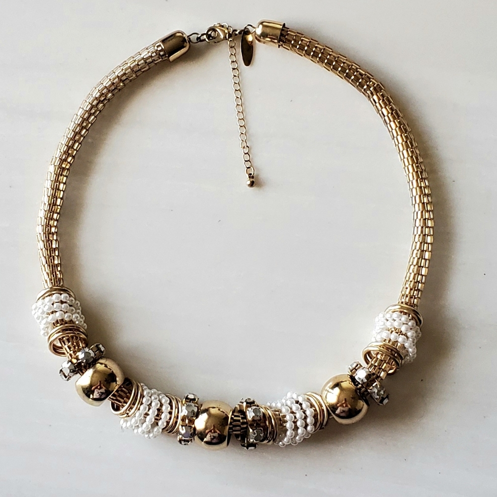Collar Necklace